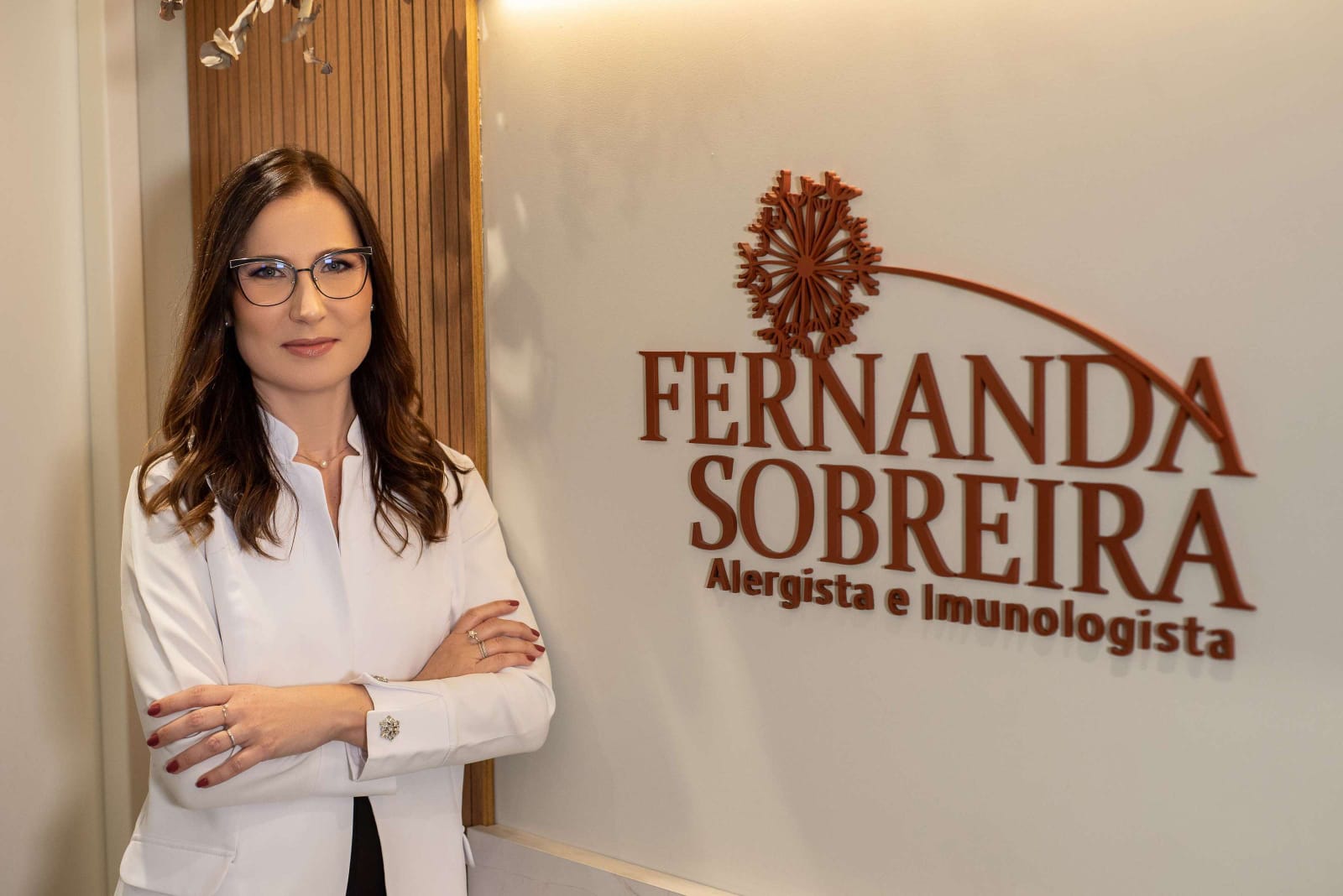 Dra. Fernanda Sobreira em seu consultório